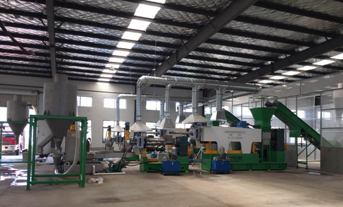 Dernière affaire concernant La ligne de granulation de feuille de plastique, machine en plastique de pelletisation, feuille de plastique réutilisant la machine, film d'Agricultral réutilisent