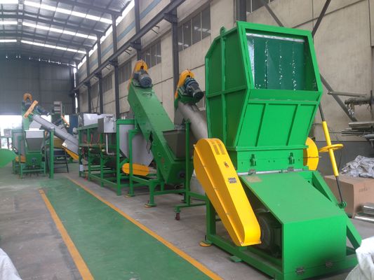 bouteilles du HDPE 300kg/h, 500kg/h, 1000kg/h écrasant et la machine à laver