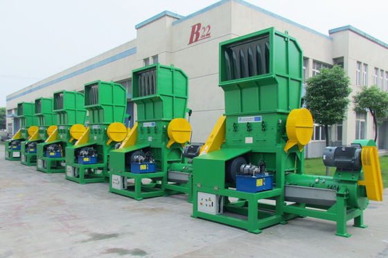 4pcs a fixé l'éléphant de la lame 75kw met en sac le broyeur en plastique de rebut