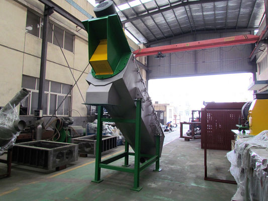 Joint à grande vitesse du frottement 1500KG/H, ligne de réutilisation en plastique de la machine sS304