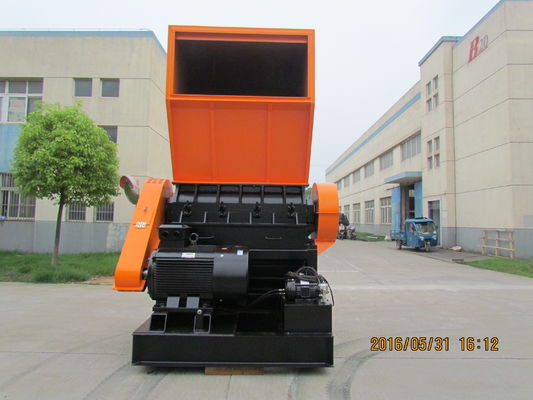 Animal familier de la lame D2 écrasant la machine, écran de bande de broyeur de feuille de plastique