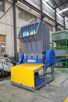 broyeur en plastique de bouteille de la lame 9CrSi, granulatoire en plastique du défibreur 0.5t/H