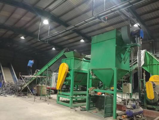 Feuille de plastique agricole de Desanding de film réutilisant la machine
