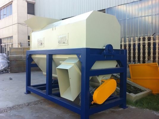 Ligne de réutilisation en plastique 3T/H de machine de film agricole de pe avec l'élimination de sable de vase
