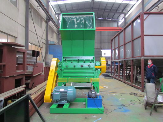le PE de 1500kg/H 90kw filme la machine en plastique de broyeur